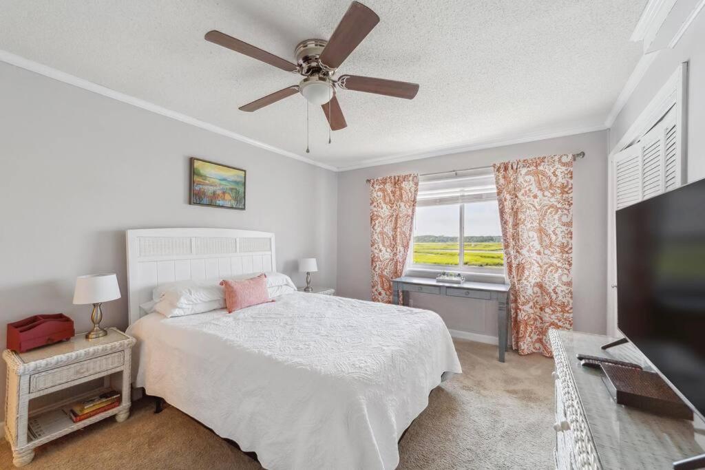 Right Across Beach Pool View Private Balcony By Zen Living Short Term Rental Myrtle Beach Zewnętrze zdjęcie